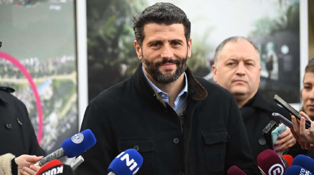 "Kazna za ovakav gest je odsustvo podrške na izborima": Ima li Šapić pravo da ne priča sa novinarima? 1