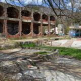 "Mnoge ljubavi su se rodile ovde": Nekada poznato izletište i kultno mesto okupljanja Vranjanaca danas je ruina 3