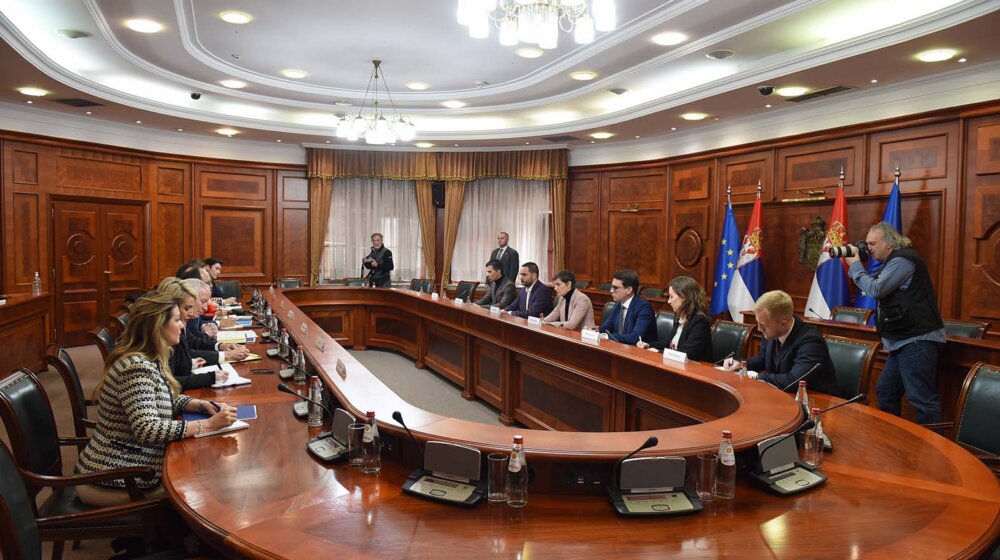 Još se ne zna kako će "Vučić pasti": Da li bi prelazna vlada bila dobar zahtev opozicije? 1