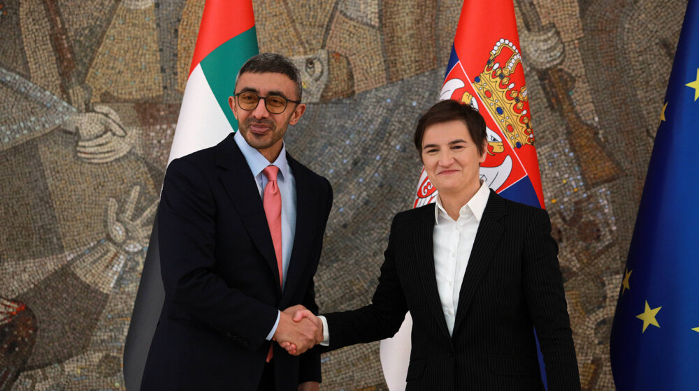 Bin Zajed pre posete Beogradu razgovarao sa Kurtijem u Prištini 1