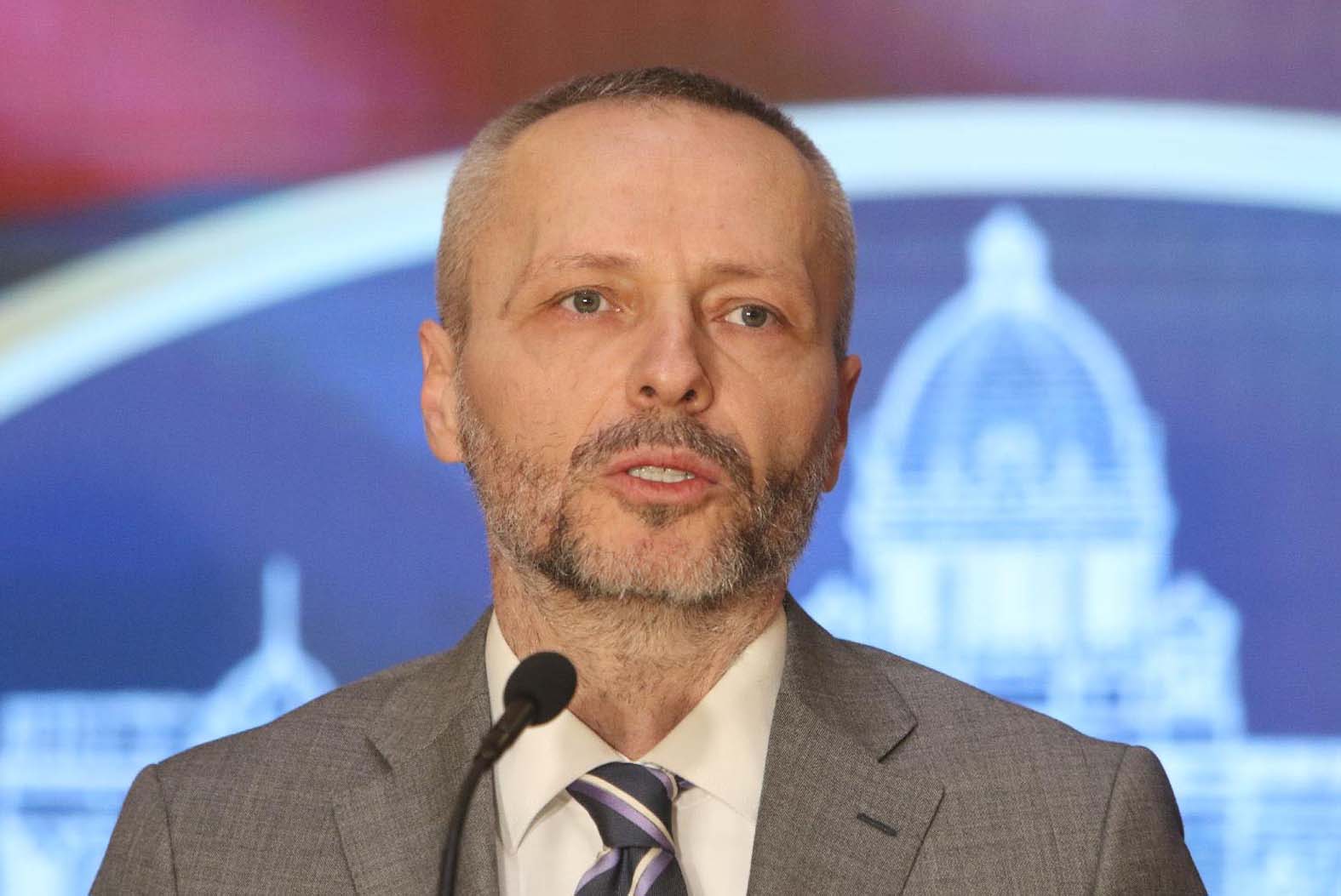 "Osoba amputiranog morala drži pridike": Reakcije na Vučićevo kritikovanje snimatelja RTS-a 2