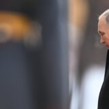 Vojni analitičari: Putin pokušava da pridobije lojalnost zvaničnika pomoću "čokoladica i čipsa" 4
