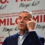 "Prihvatam ovakav sud demokratske javnosti": Đukanović priznao poraz i čestitao Milatoviću 13