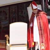 Papa na Trgu Svetog Petra za praznik Cveti 2