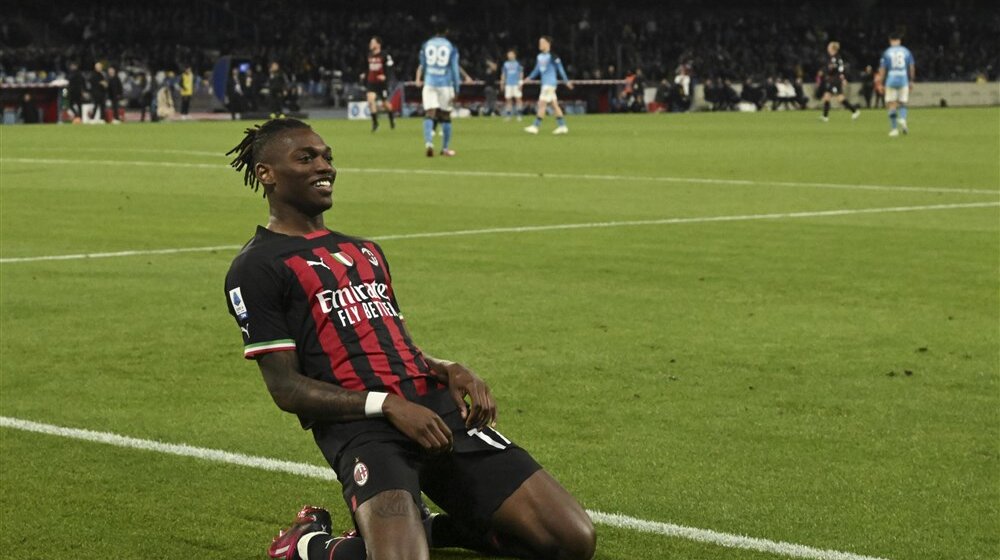 Milan razbio i ponizio Napoli na jugu Italije 1
