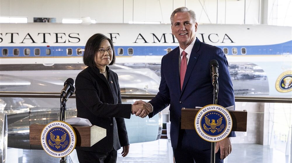 cai ing ven i kevin mekarti