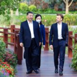 "Makron je napravio budalu od sebe u Kini": Analiza britanskog Spektatora o poseti francuskog predsednika Pekingu 7