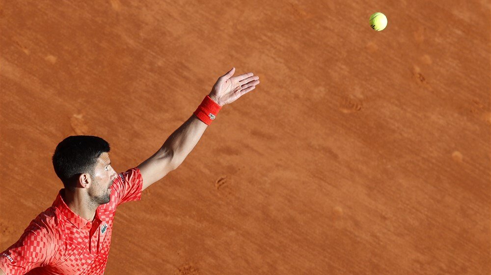 Opomena u pet setova: Đoković misiju u Monte Karlu nastavlja protiv svog "mučitelja" sa Rolan Garosa 1