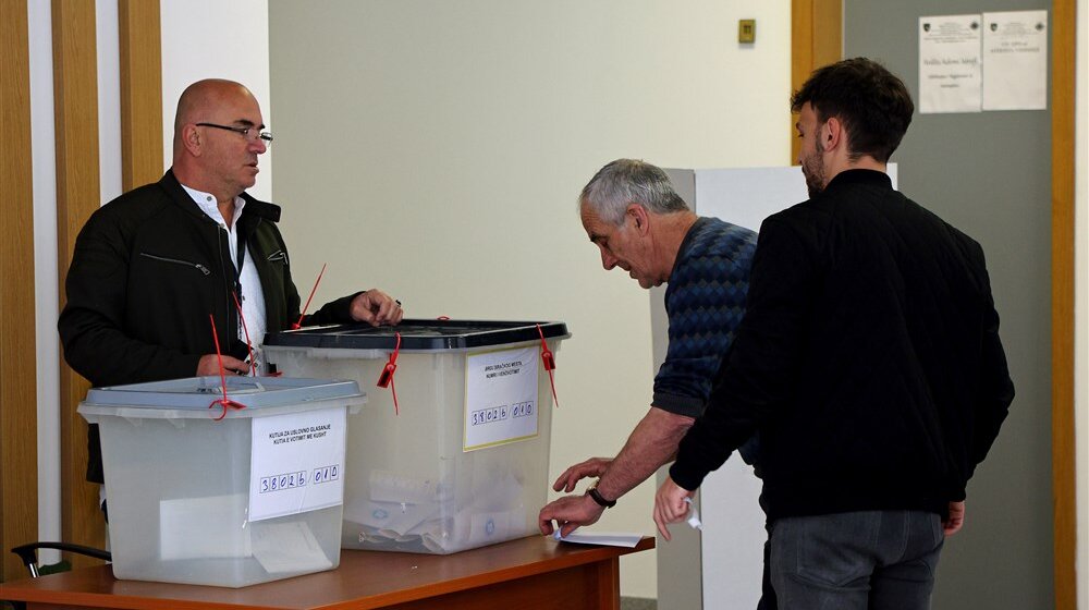 “Verovali ili ne, izašlo samo 13 Srba”: Kako su regionalni mediji izveštavali o lokalnim izborima na severu Kosova? 1