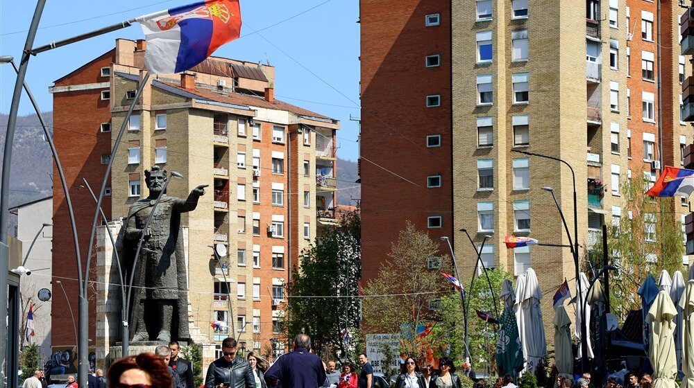 Spahiu: Problemi će doći kada sa zgrada u severnim opštinama bude skinuta zastava Srbije i postavljena zastava Kosova 1