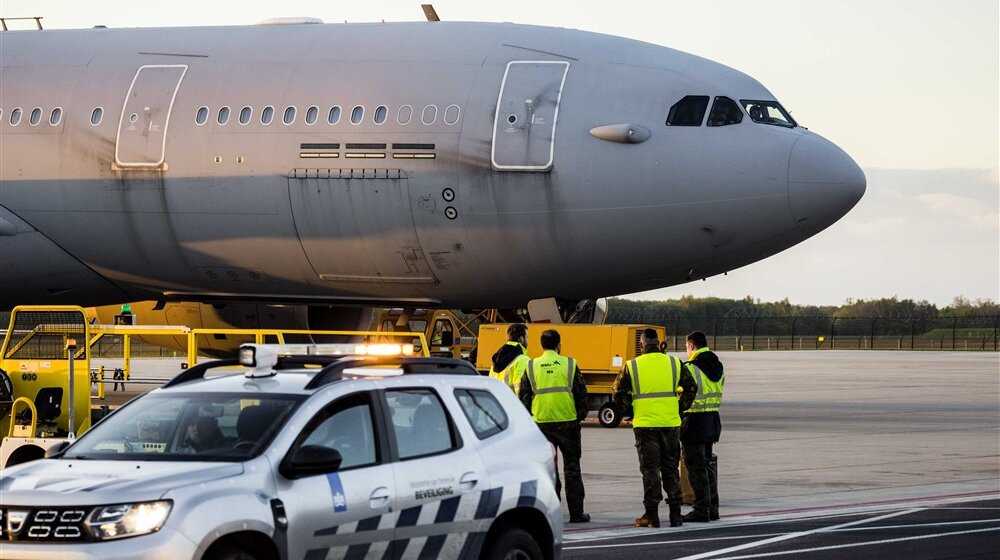 U Pariz stiglo 245 francuskih državljana i stranaca evakuisanih iz Sudana 1