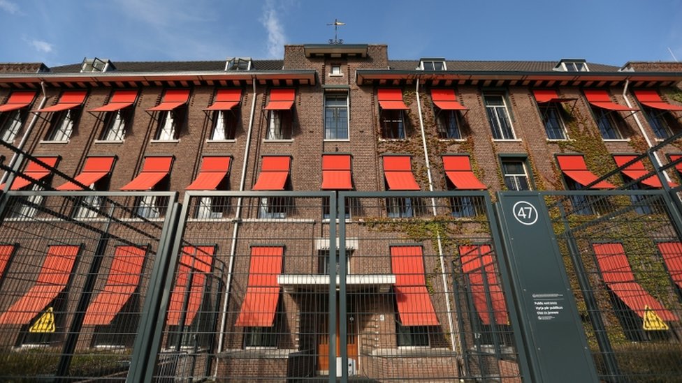 Kosovo i ratni zločini: Hašim Tači se izjasnio da nije kriv pred sudom u Hagu 7 The Kosovo Specialist Chambers in The Hague