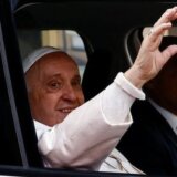 Katolička crkva: Papa Franja bio u bolnici tri dana zbog respiratorne infekcije 32