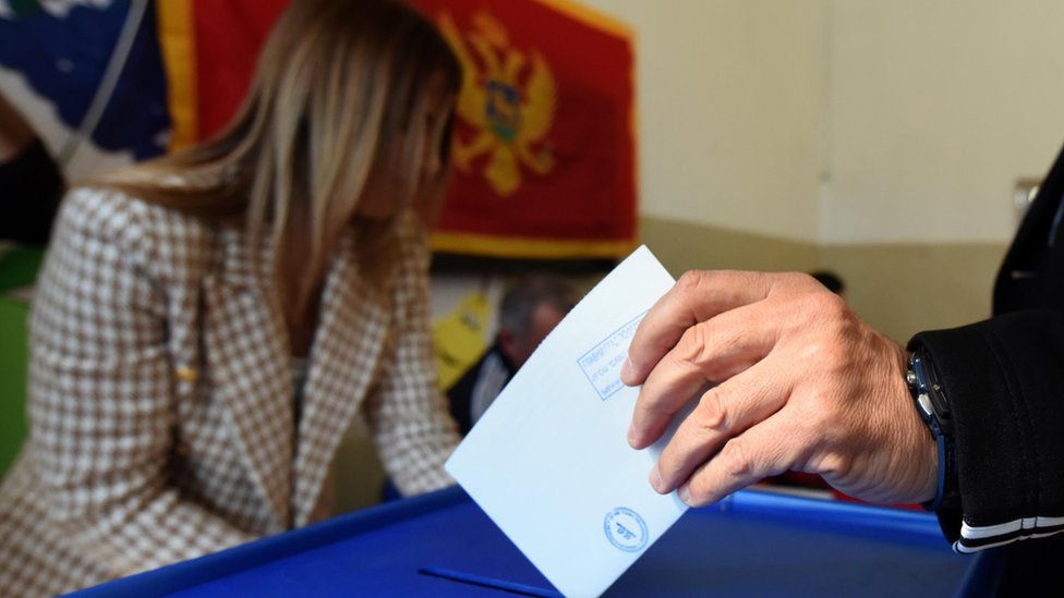 Crna Gora i izbori za predsednika: Jakov Milatović ubedljivo pobedio, Milo Đukanović priznao poraz 12 Crna Gora, izbori