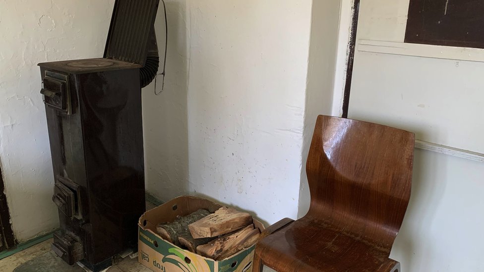 BBC u 'medicinskoj pustinji' na jugu Srbije: „Doktor nas spašava, da njega nema..." 4 Vlase