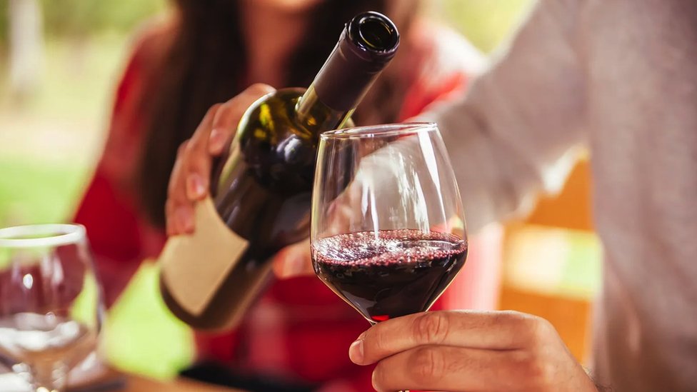 Zaljubljenici u vina ponosni na svoju sposobnost da otkriju ukuse mogu na tome delimično da zahvale i svojoj pljuvačci