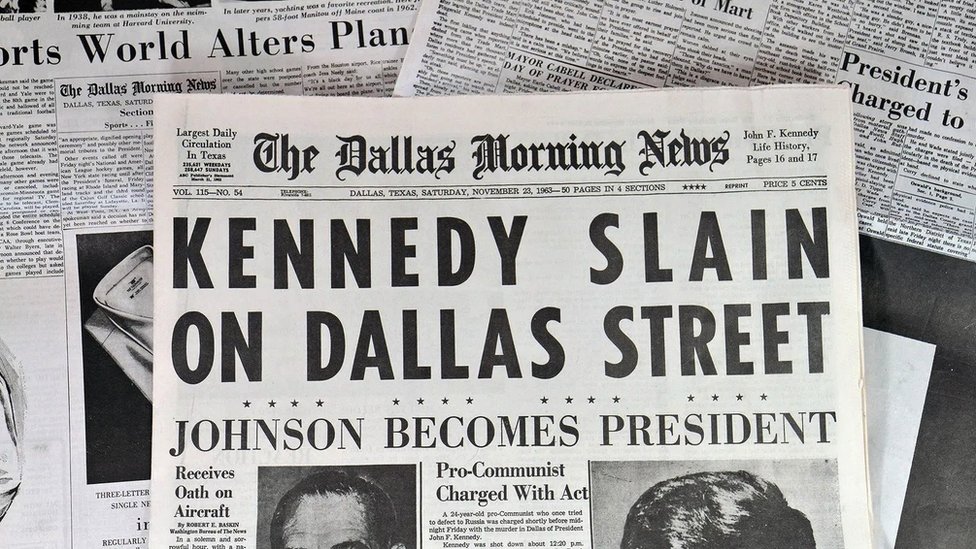 Naslovi u novinama posle ubistva Džona Kenedija