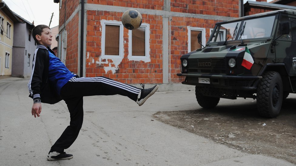 Kosovo, fudbal i sport: Šta znamo o „zabrani" klubovima van kosovskog takmičenja 1 Fudbal Kosovo