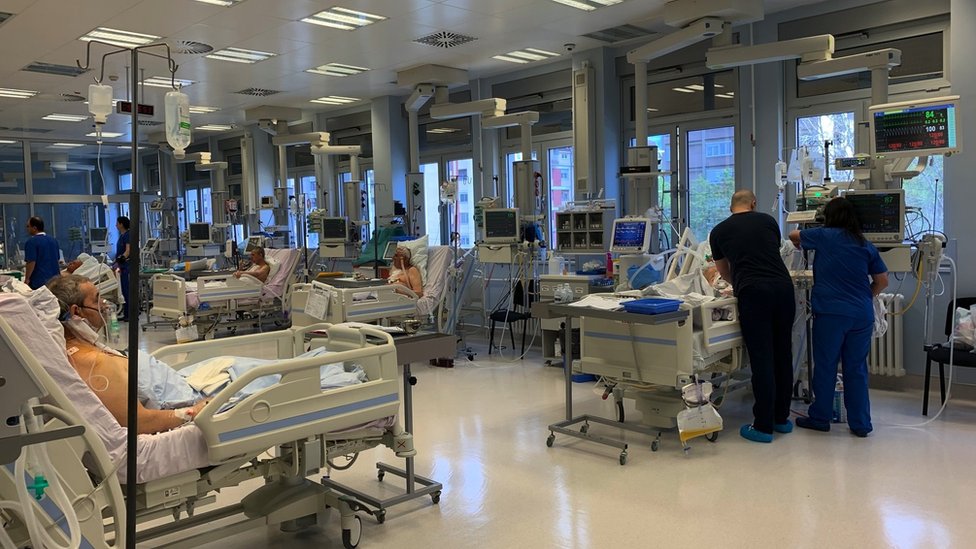 Srbija, zdravlje i hirurzi iz Niša: „Uspeli smo, naši pacijenti neće umirati čekajući na operacije" 9 Niš, hirurzi