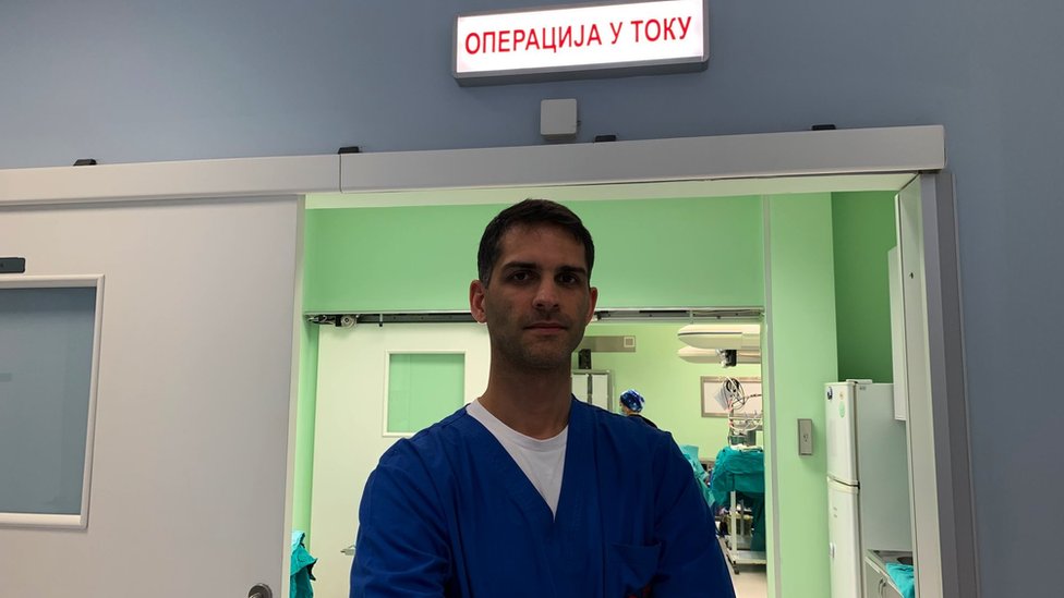 Srbija, zdravlje i hirurzi iz Niša: „Uspeli smo, naši pacijenti neće umirati čekajući na operacije" 8 Niš, hirurzi