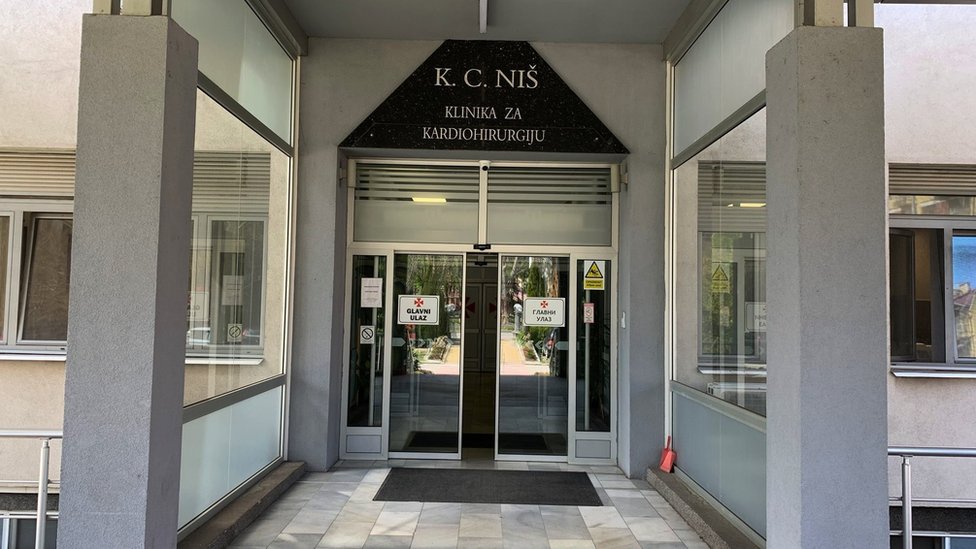Srbija, zdravlje i hirurzi iz Niša: „Uspeli smo, naši pacijenti neće umirati čekajući na operacije" 2 Niš, hirurzi