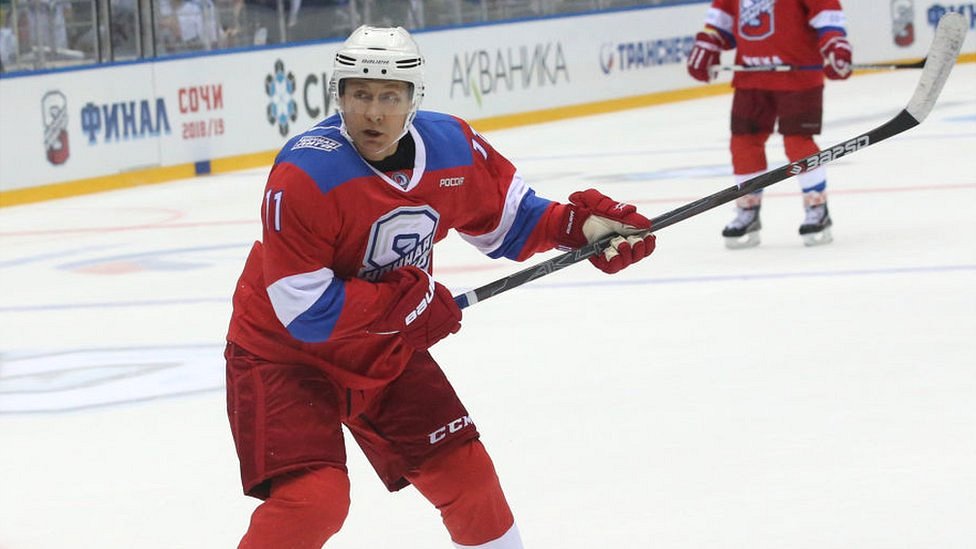 Putin, igra hokej na ledu u Sočiju