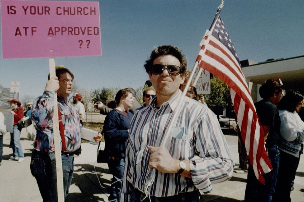Protest against the Waco siege in 1993