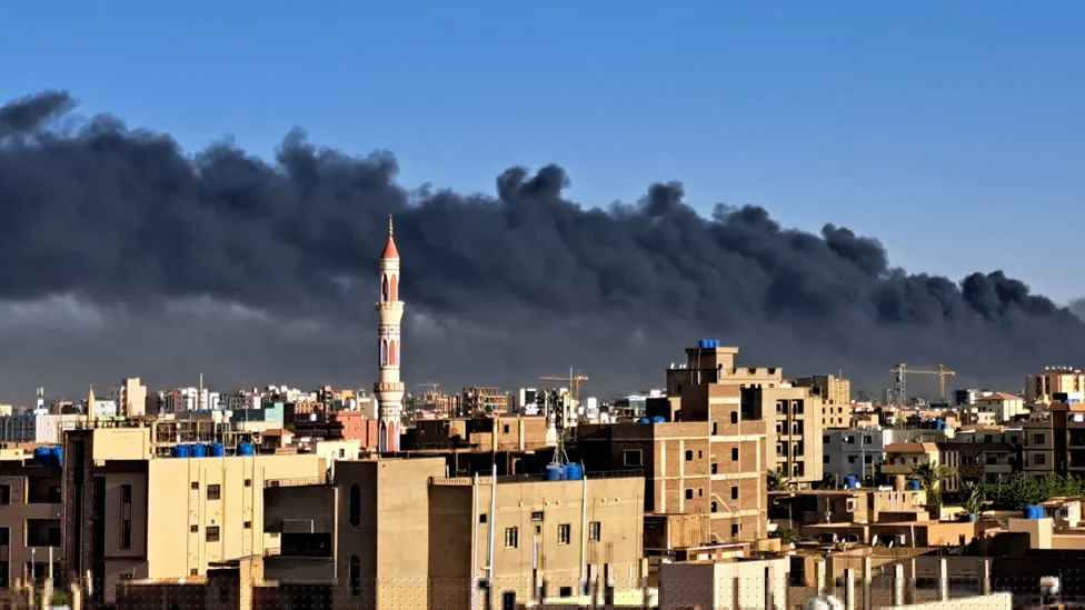 Smoke rises during clashes between the Sudanese Armed Forces and the paramilitary Rapid Support Forces (RSF) in Khartoum, Sudan - 19 April 2023