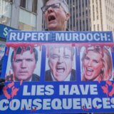 Amerika, mediji i Rupert Mardok: Foks njuz platio 787,5 miliona dolara vansudskog poravnanja - da li će ga to promeniti 5