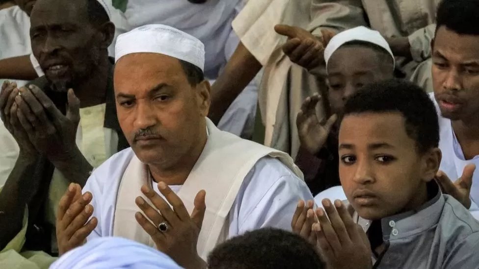Sukobi u Sudanu: Pojačava se diplomatski pritisak da se okončaju borbe, više od 400 mrtvih 1 Sudan, sukobi