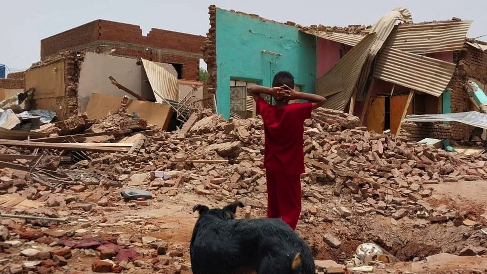 uništene kuće u Kartumu