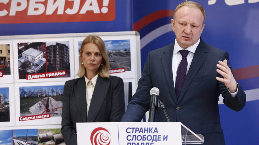 SSP premijeru: Pretnjama deci i nastavnicima smenili ste samog sebe 1