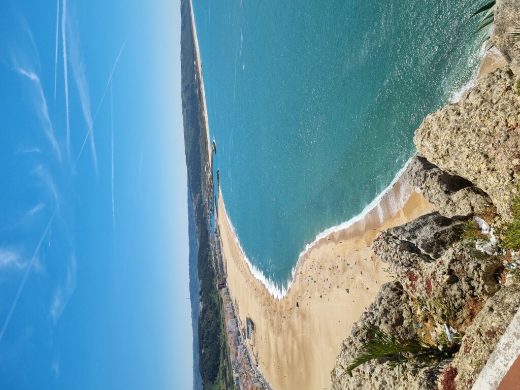 Tamo gde je Duško Popov postao Džejms Bond: Kako izgleda život u zemlji u kojoj "pet minuta" znači 20, ali u koju se uvek vraća (FOTO) 2