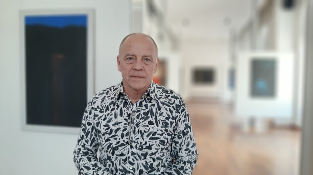 Samo u Istočnoj Evropi cepaju plakate tolerancije: Dizajner Mirko Ilić o svom projektu i tome kako je shvatio da u Srbiji "javno nije ničije" 1