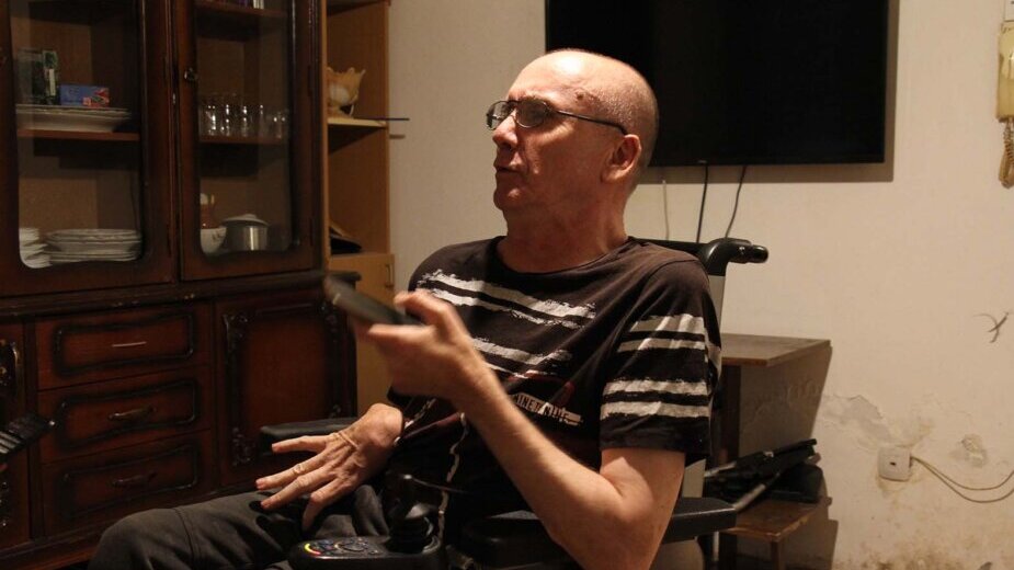 Dragan u invalidskim kolicima već sedam meseci traži stan, rok za iseljenje ističe mu krajem aprila (FOTO) 3
