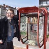 Sećanje na dan kada je uništena Narodna biblioteka u Beogradu: Novosadski fotoreporter svakog 6. aprila od govornice pravi biblioteku 6