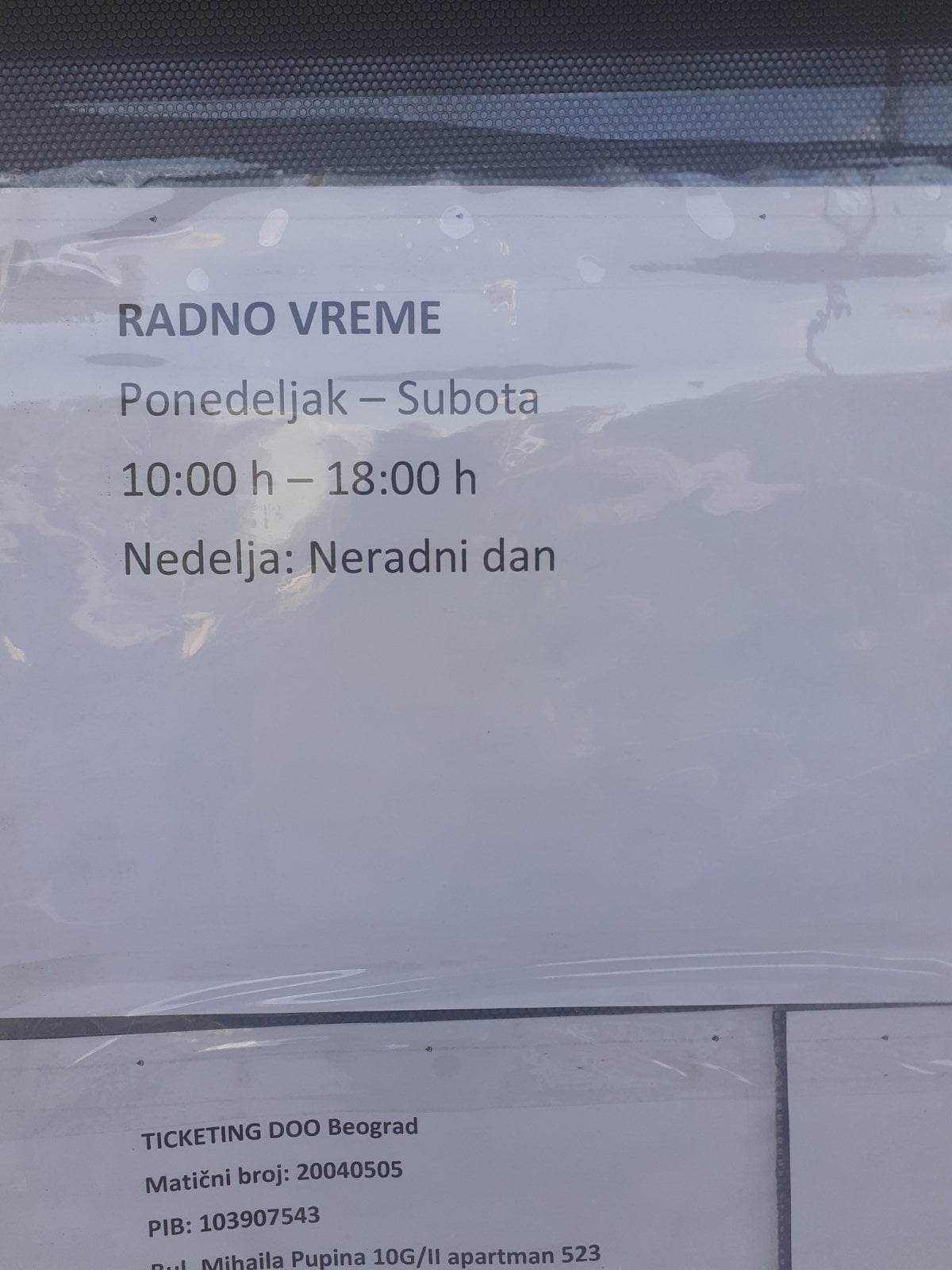 (FOTO) Šta je dočekalo navijače Partizana kad su došli po karte za utakmicu sa Real Madridom 2