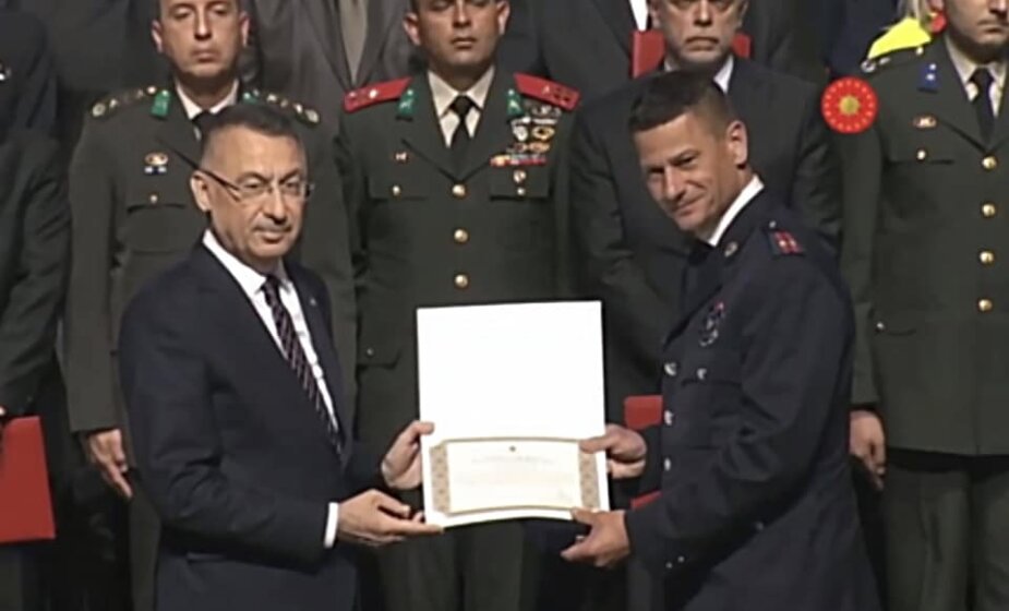 U Ankari uručena medalja zahvalnosti Turske Davoru Vidoviću, pripadniku Sektora za vanredne situacije MUP Srbije 1