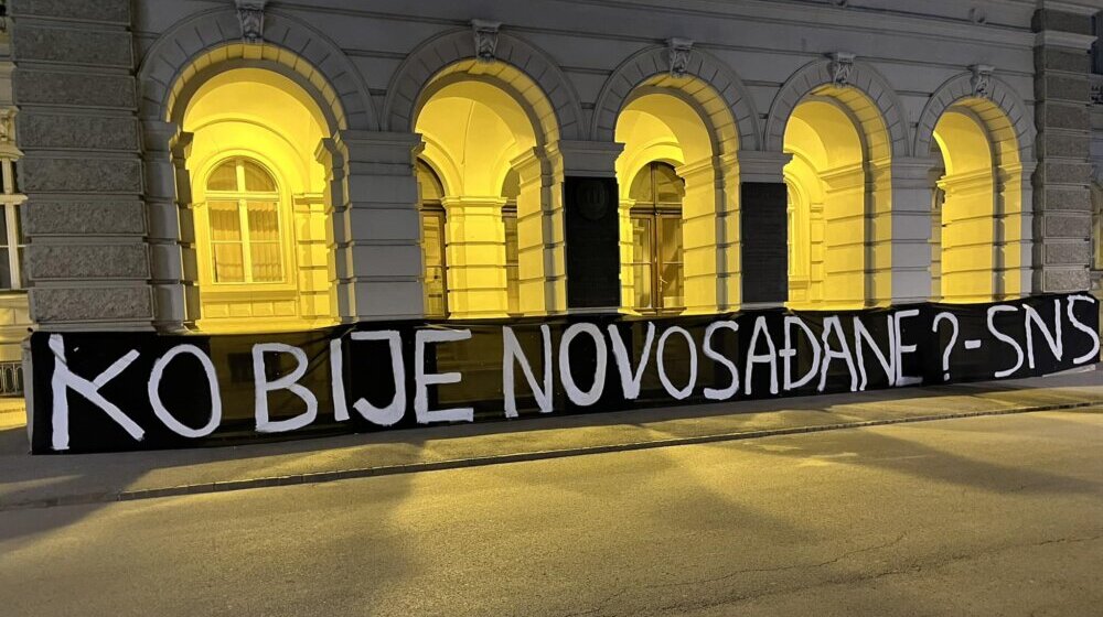 (VIDEO) Tukli nas i pretili da će nas ubiti, zbog jednog transparenta: Stranka Zajedno podnosi krivične prijave protiv napadača 1