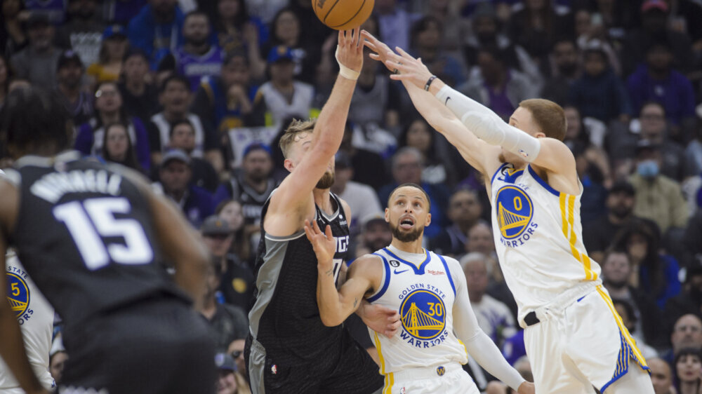 Pobede Filadelfije i Sakramenta u plej-ofu NBA lige 2