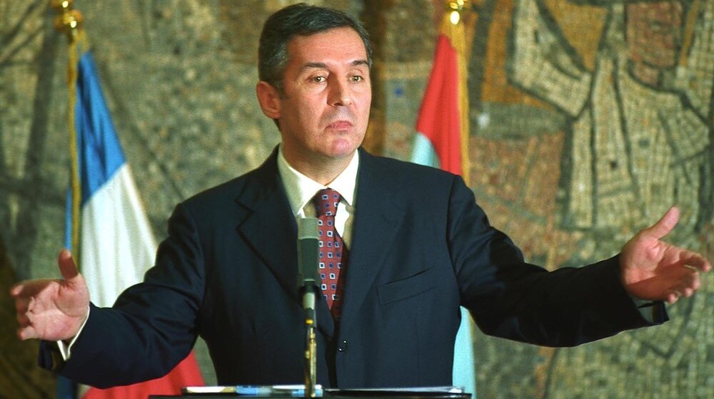 Prvi samostalan međunarodni nastup Crne Gore bio je tokom NATO bombardovanja 1