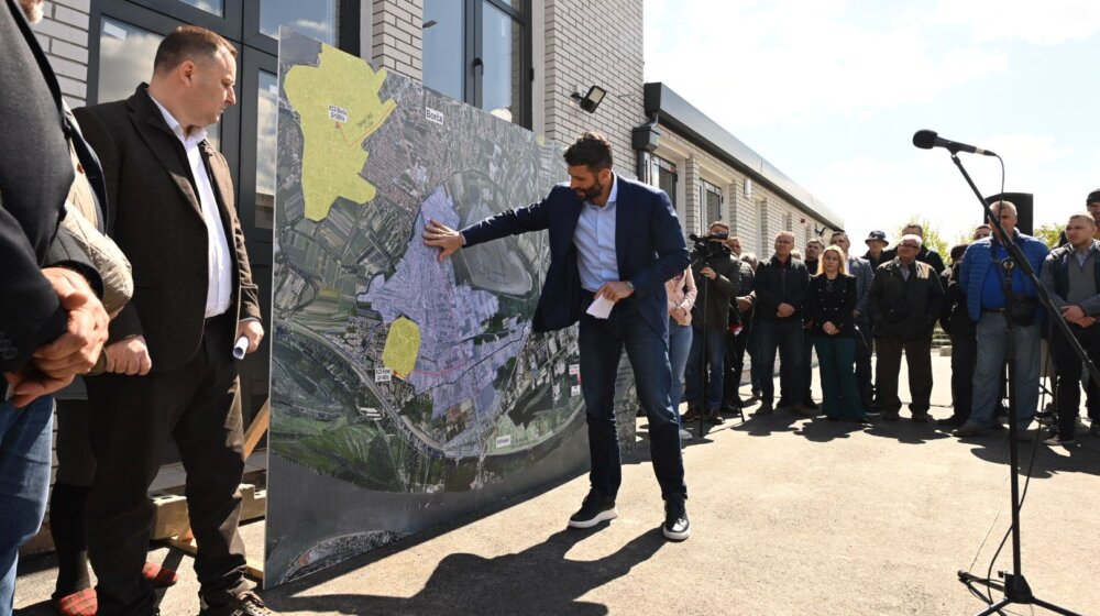 Šapić: Građanima Krnjače mnogo obećavano, a nabavka raspisana samo za deo leve obale Dunava 1