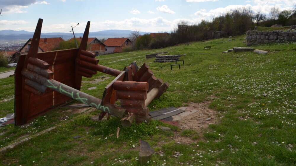 "Mnoge ljubavi su se rodile ovde": Nekada poznato izletište i kultno mesto okupljanja Vranjanaca danas je ruina 4
