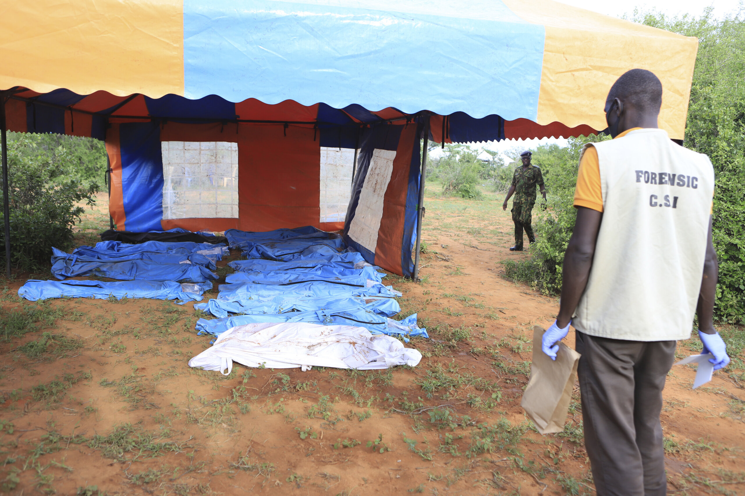 U Keniji pronađeno 90 tela članova sekte koji su sledili kult izgladnjivanje do smrti (FOTO) 2