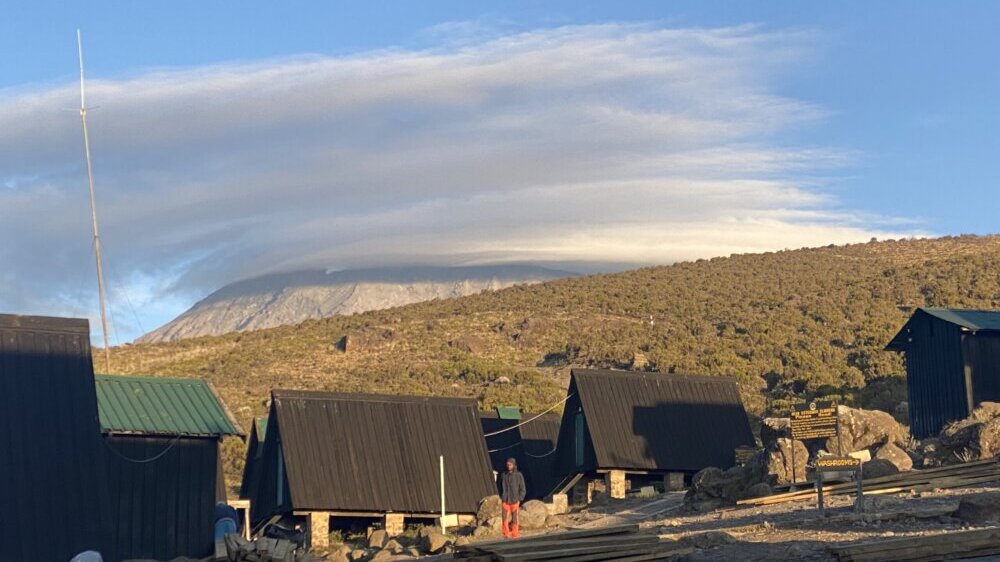 "Egzotična avantura": Leskovčanka Jelena Spasić se, nakon Anda, popela i na Kilimandžaro 8