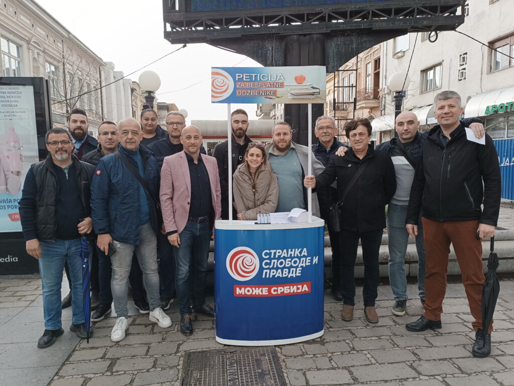 Sva deca imaju pravo na besplatne udžbenike, a ne samo u Beogradu: SSP Kragujevac pokrenuo peticiju 2 Sva deca imaju pravo na besplatne udžbenike, a ne samo u Beogradu: SSP Kragujevac pokrenuo peticiju 2