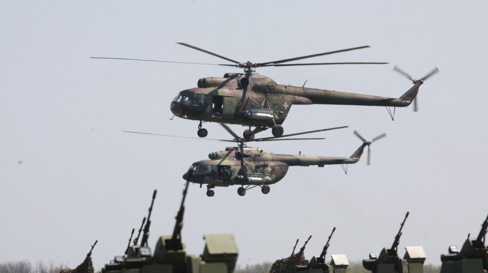 Ministarstvo odbrane: U toku letačka obuka kadeta na borbenim helikopterima 1