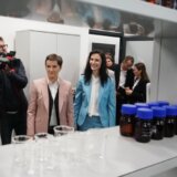 "Srbija je danas prepoznata kao naučna destinacija": Otvaranju Instituta BioSense u Novom Sadu prisustvovala i evropska komesarka Marija Gabrijel 4