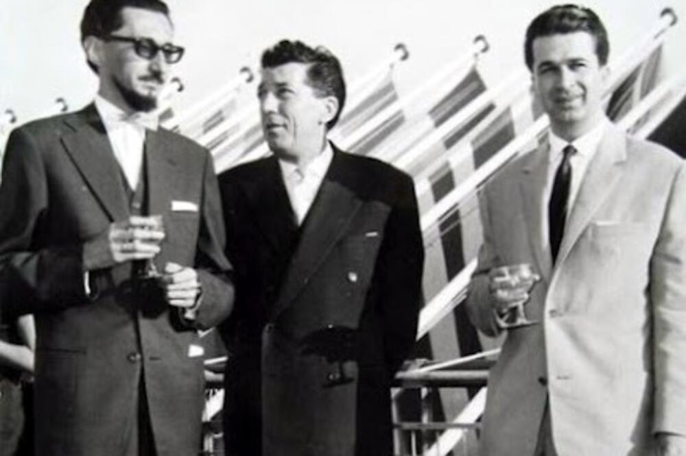 Izložba umetničkih fotografija „Skriveni znaci prirode” u Galeriji Doma Vojske 4