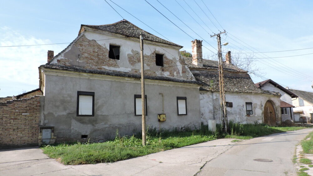 (FOTO) Najstarija kuća u Novom Sadu - Špilerov barokni dom - ponovo sija kao nekad 2